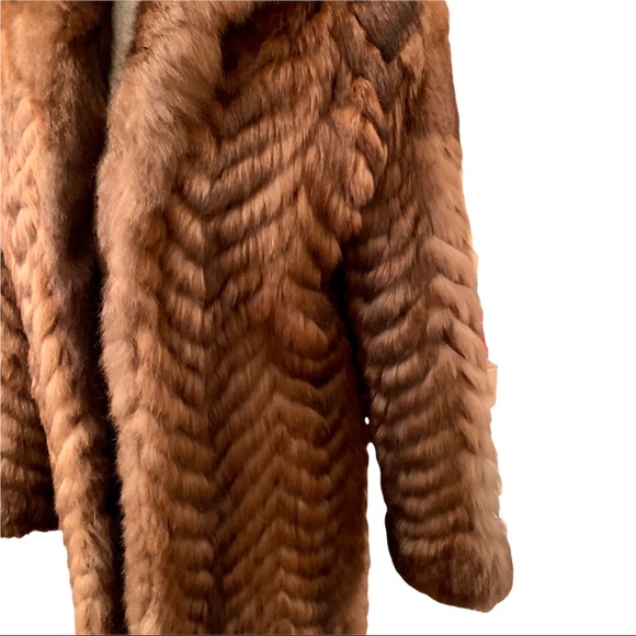 Vintage Full Length Opossum Chevron Pattern Fur Coat - Picture 4 of 14